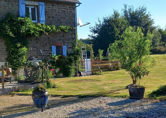 Mortain-Bocage - 2-Bed Wisteria Cottage -